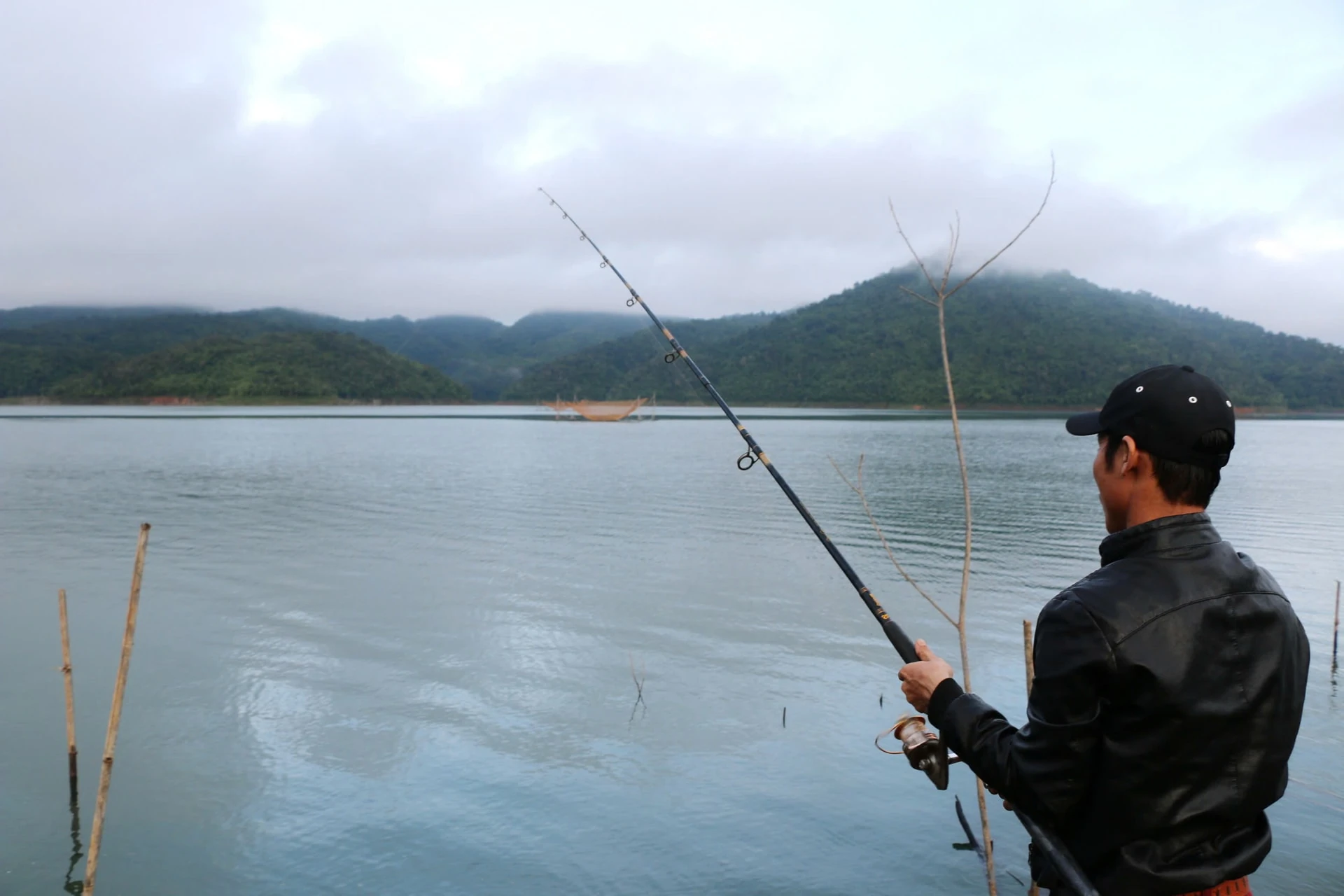 Khám phá “hoang đảo” Tà Đùng