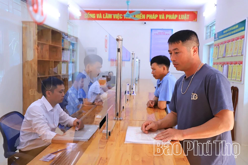 Nhọc nhằn Đức Nhàn