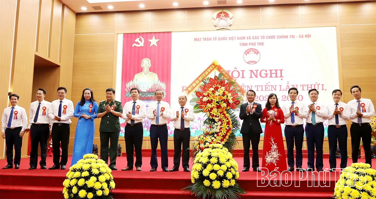 Phú Thọ tôn vinh, biểu dương 298 điển hình tiên tiến