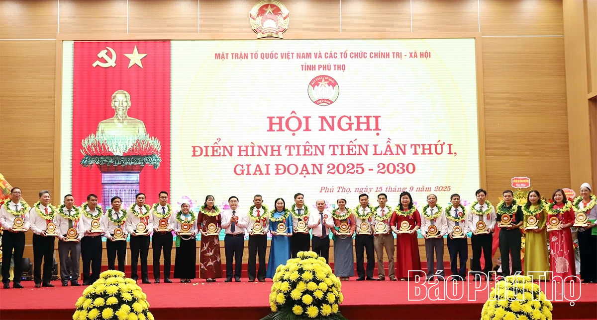 Phú Thọ tôn vinh, biểu dương 298 điển hình tiên tiến