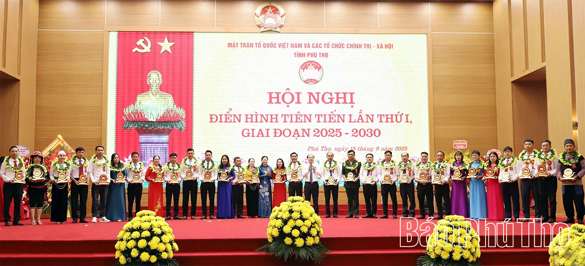 Phú Thọ tôn vinh, biểu dương 298 điển hình tiên tiến