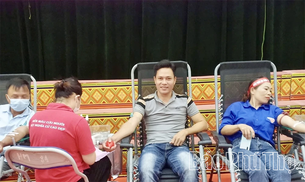 Bí thư chi bộ được dân quý, dân tin ở xóm Ong