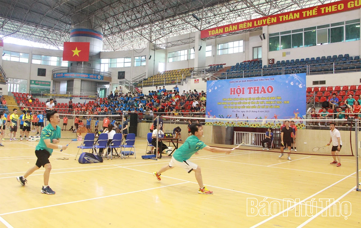 Khai mạc hội thao chào mừng Đại hội Đảng các cấp tiến tới Đại hội đại biểu Toàn quốc lần thứ XIV của Đảng