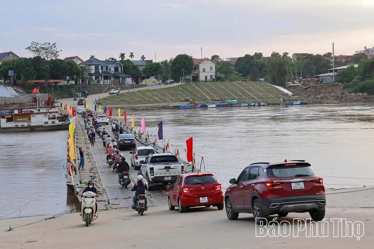 Nhịp cầu quân dân