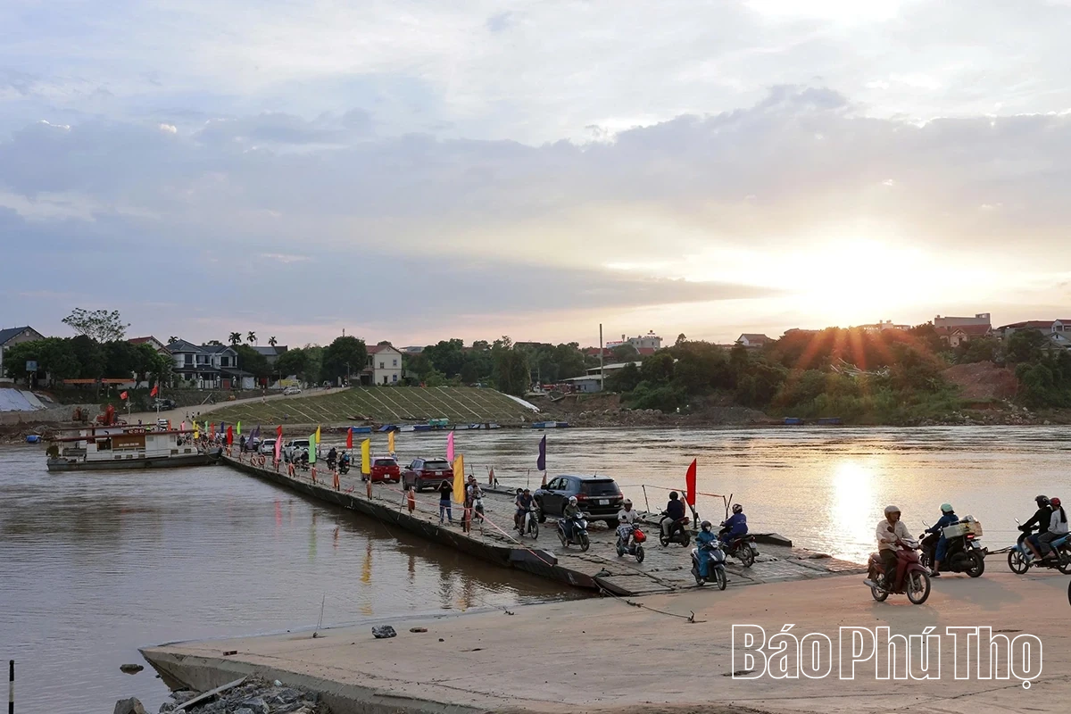 Nhịp cầu quân dân