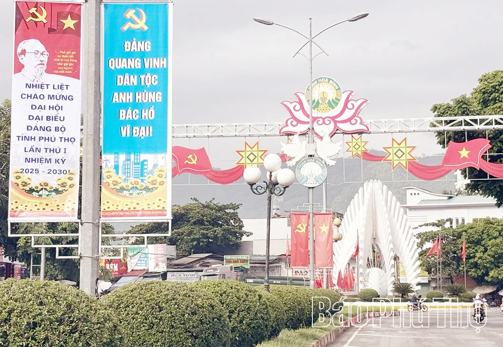 Sâu rộng, toàn diện công tác tuyên truyền chào mừng Đại hội Đảng bộ tỉnh