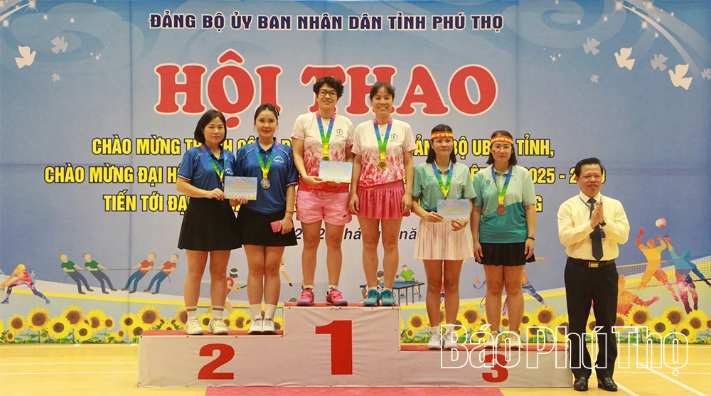 Bế mạc Hội thao chào mừng thành công Đại hội Đảng bộ UBND tỉnh