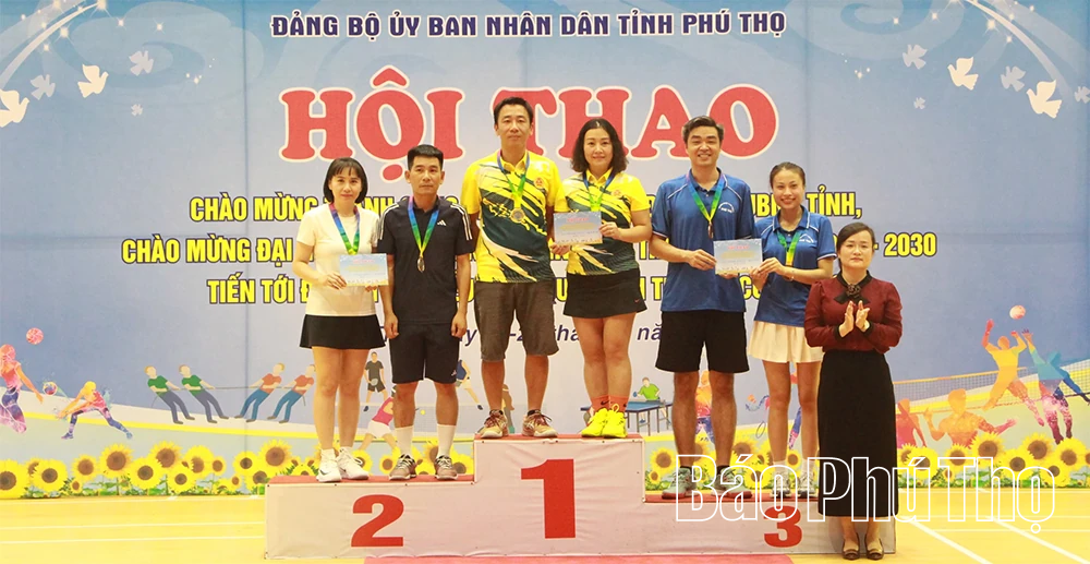 Bế mạc Hội thao chào mừng thành công Đại hội Đảng bộ UBND tỉnh