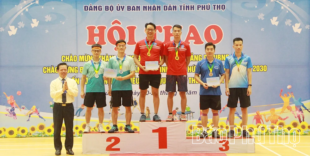 Bế mạc Hội thao chào mừng thành công Đại hội Đảng bộ UBND tỉnh