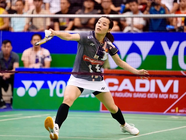 Nguyễn Thùy Linh giữ vững hạng 17 thế giới, vắng mặt giải cầu lông xuất sắc