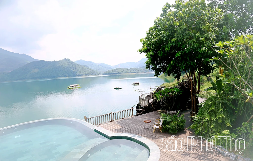 Phát triển du lịch xanh - Hướng đi bền vững