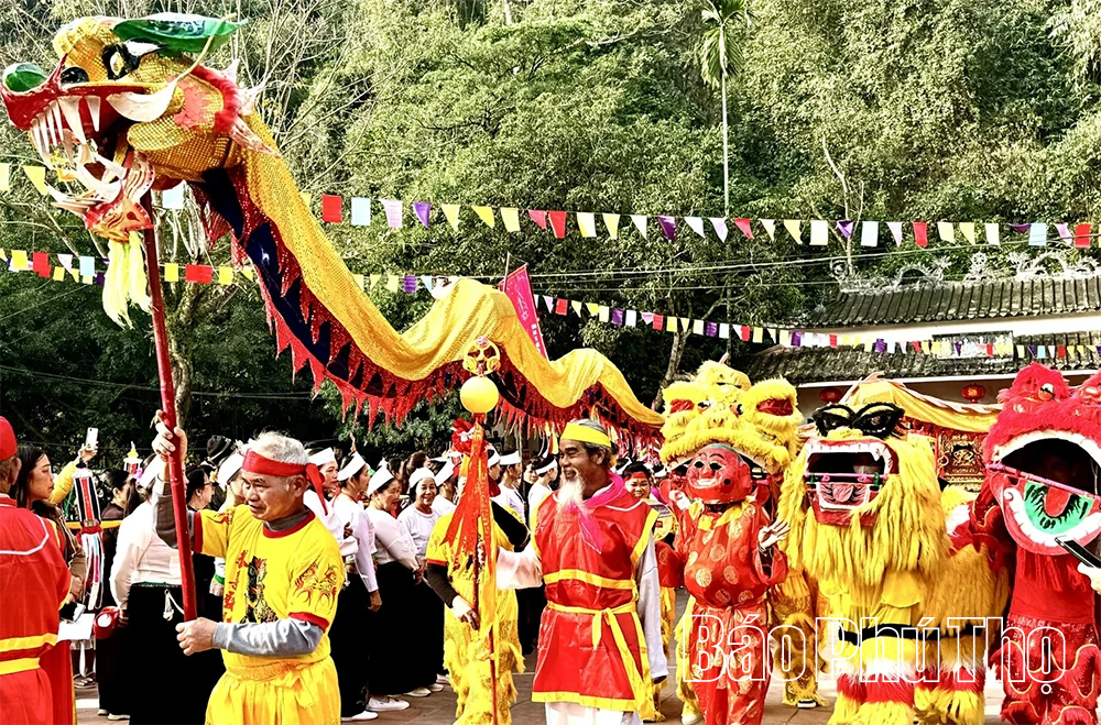 Hấp dẫn quần thể danh thắng chùa Tiên – Đầm Đa