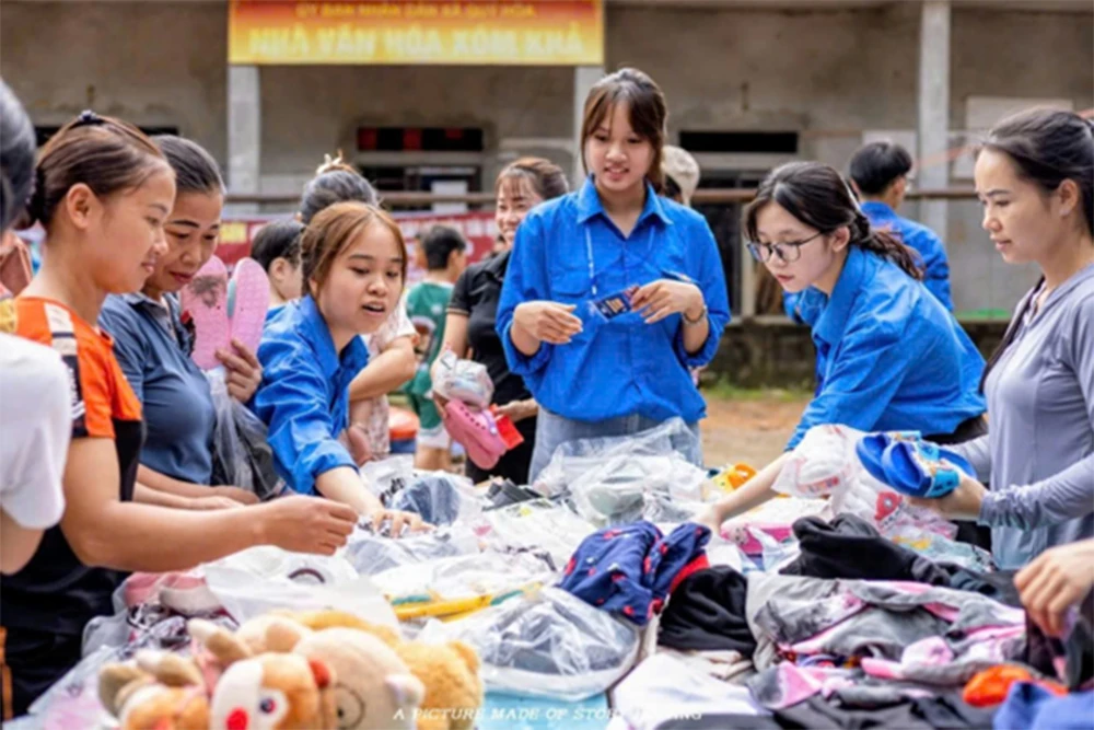 Mang Trung thu ấm áp đến Mường Vang