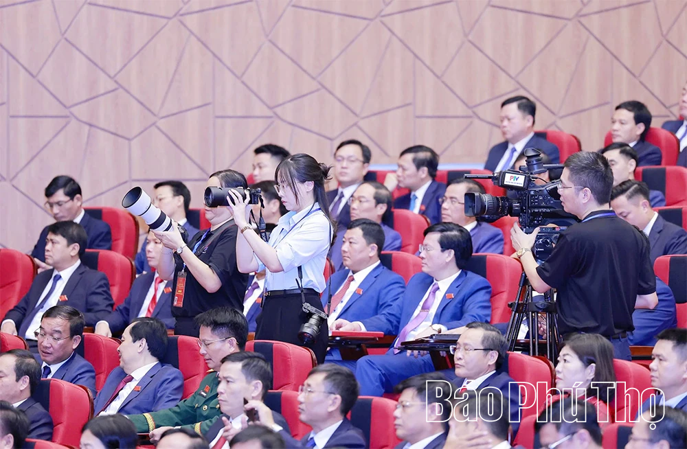 “Hậu trường” thông tin Đại hội