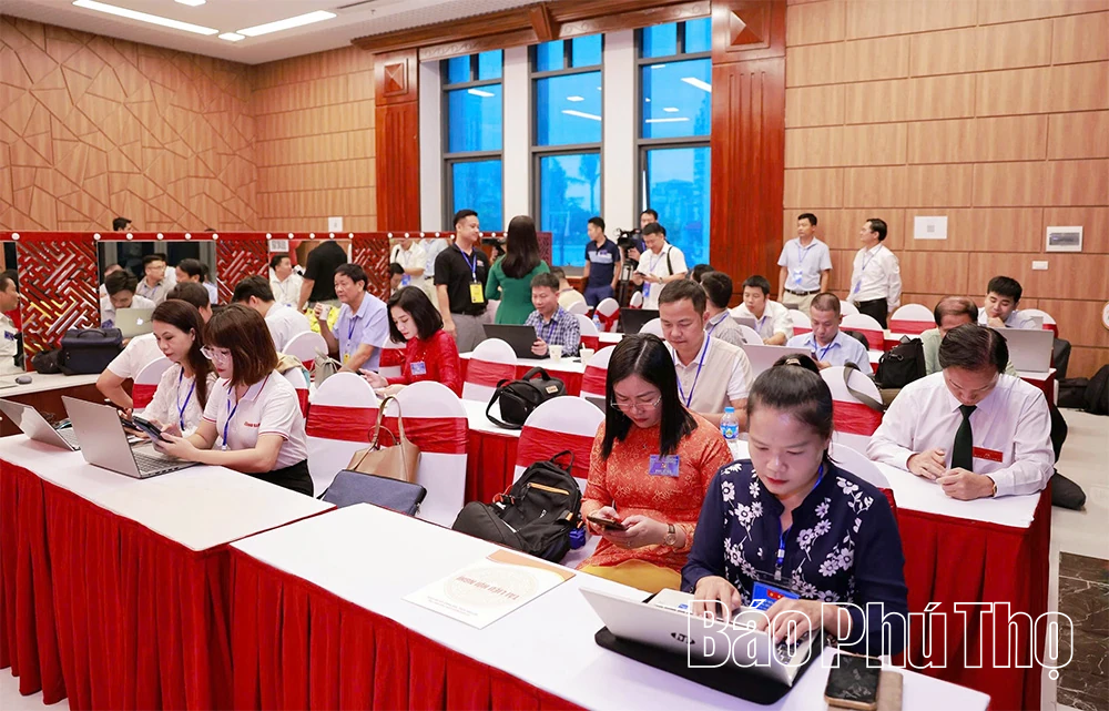 “Hậu trường” thông tin Đại hội