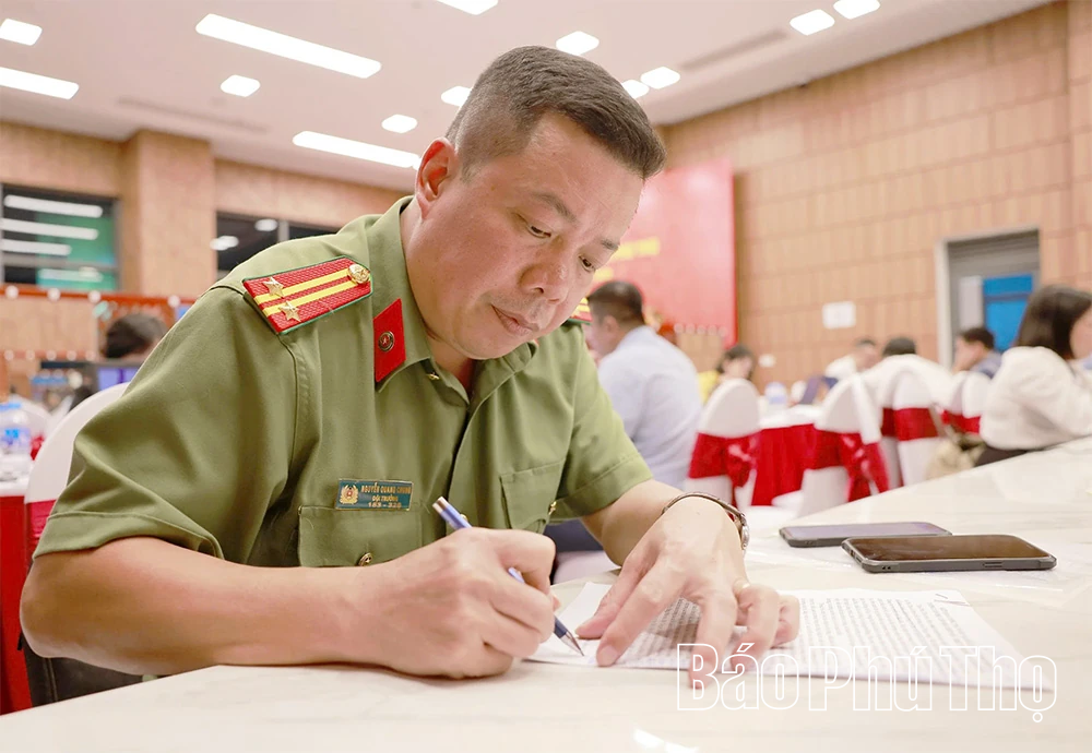 “Hậu trường” thông tin Đại hội