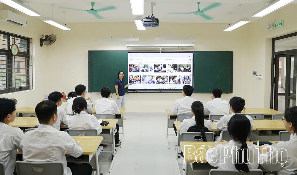 Trường THPT Trần Phú xây dựng học đường không khói thuốc