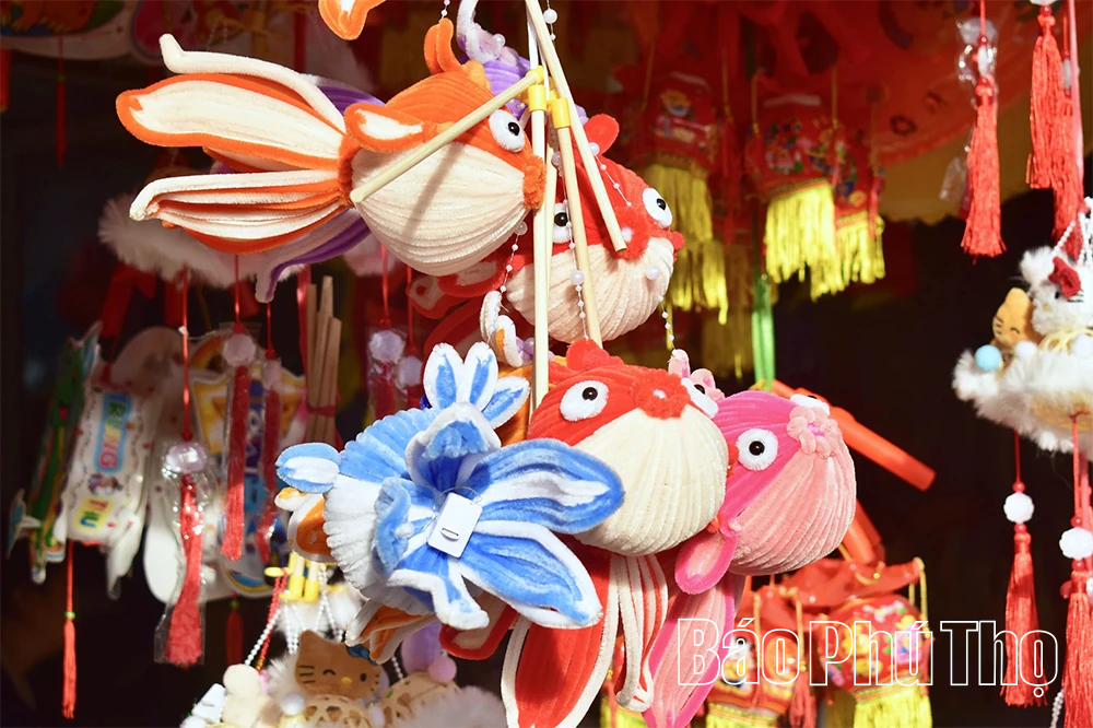 Mỗi món đồ chơi, một “mảnh” Trung thu