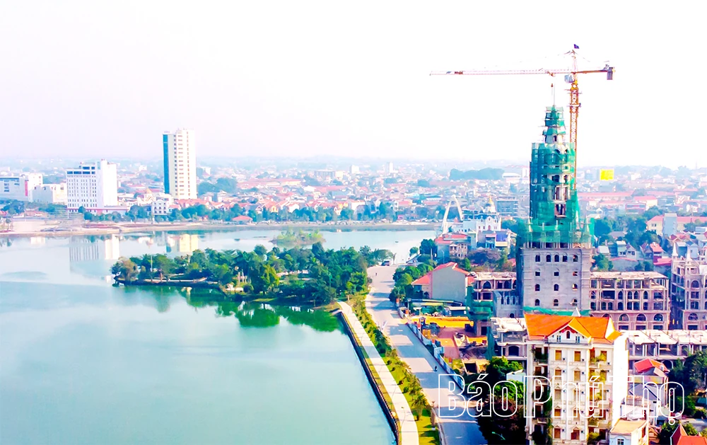 Xây dựng tổ chức Đảng vững mạnh, vì lợi ích của Nhân dân