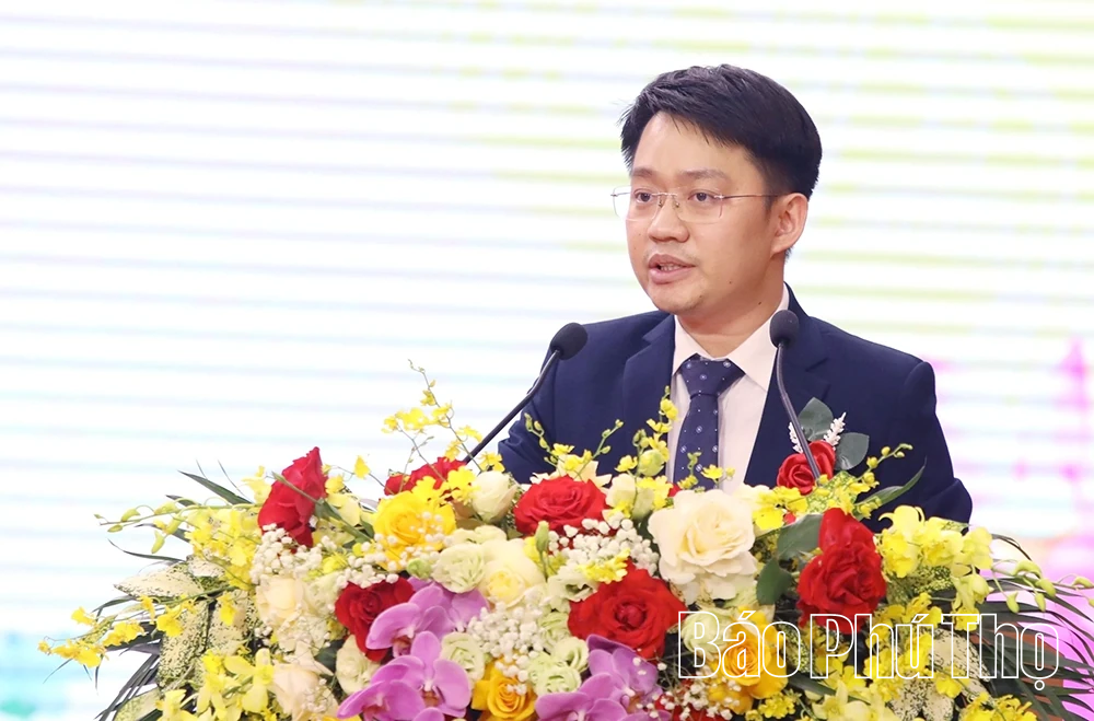 Khát vọng cống hiến - sức mạnh thi đua yêu nước trên Đất Tổ