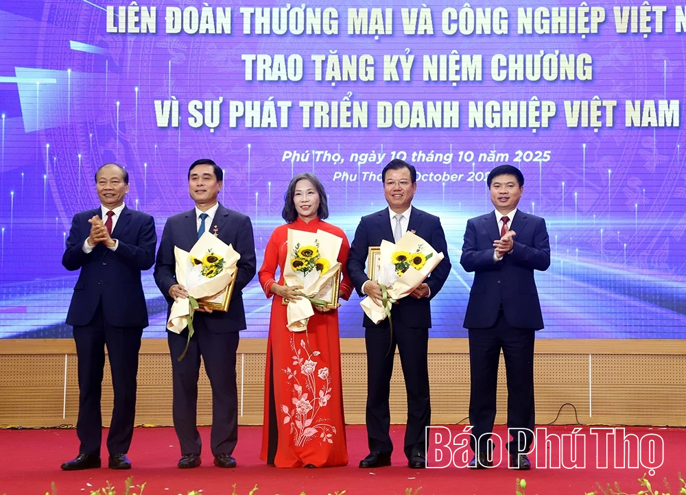 Doanh nhân Phú Thọ: Hội tụ - Gắn kết – Vươn xa