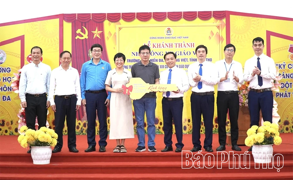 Khánh thành nhà công vụ đa năng