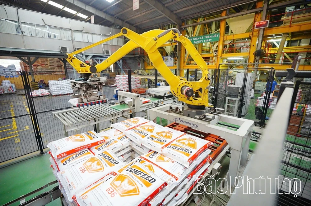 Ứng dụng công nghệ cao trong sản xuất thức ăn chăn nuôi