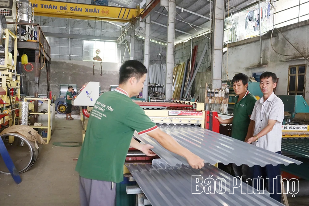 Xưởng cán tôn Thập Thảo - Điển hình tiên tiến phát huy vai trò kinh tế tư nhân