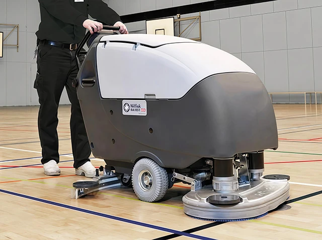 Hướng dẫn sử dụng máy chà sàn công nghiệp đúng chuẩn, an toàn & hiệu quả