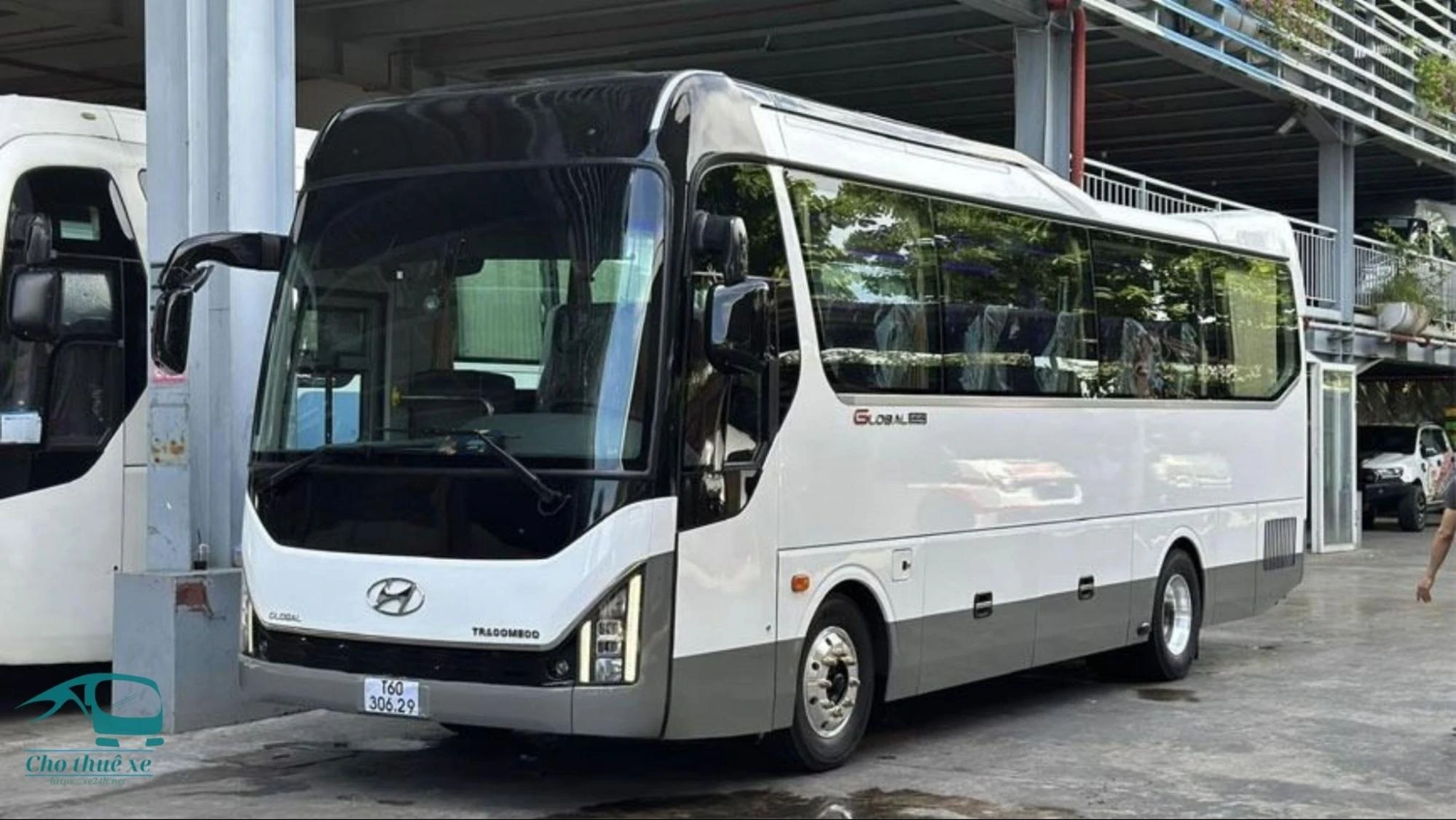 Thuê xe đi đưa đón nhân viên giải pháp tiết kiệm thời gian cho doanh nghiệp