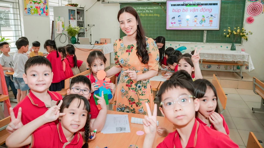 Ứng xử sư phạm thông minh: Chìa khóa giữ hình ảnh nhà giáo trong thời đại số