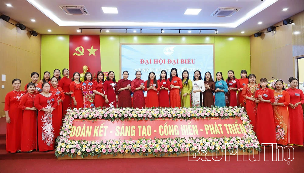 Đại hội đại biểu Phụ nữ xã Bản Nguyên lần thứ I