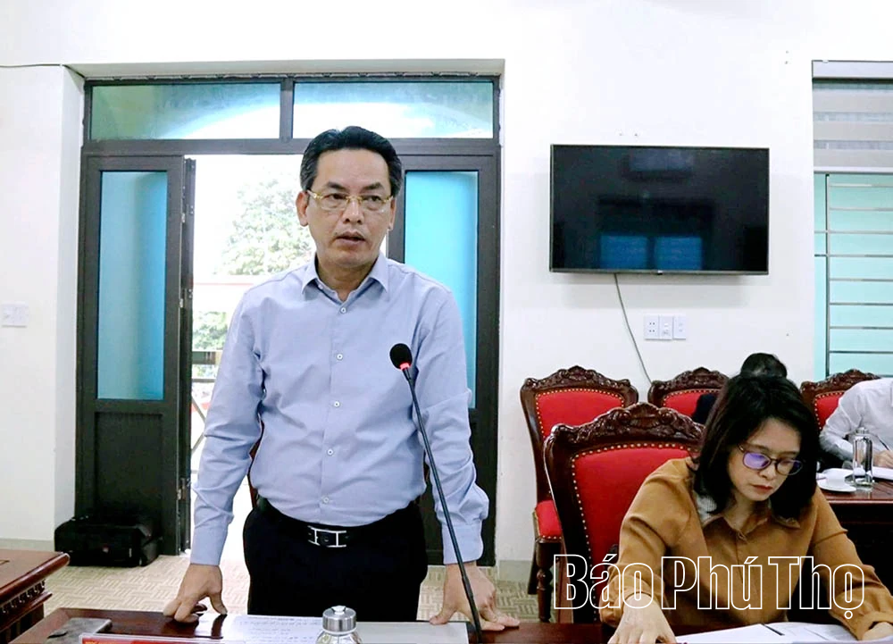 Phó Chủ tịch UBND tỉnh Quách Tất Liêm làm việc với UBND xã An Nghĩa về việc bán tài sản công