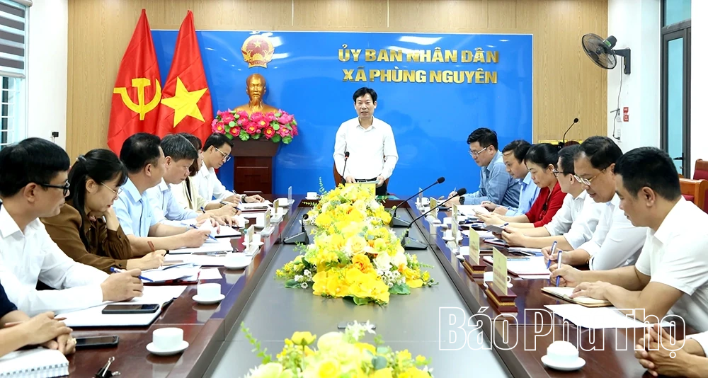 Kiểm tra công tác Hội và phong trào nông dân năm 2025 tại xã Phùng Nguyên
