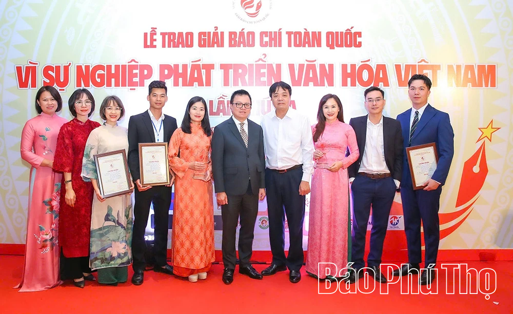 Báo và phát thanh, truyền hình Phú Thọ đoạt 3 giải tại Giải Báo chí toàn quốc “Vì sự nghiệp phát triển Văn hóa Việt Nam” lần thứ 3