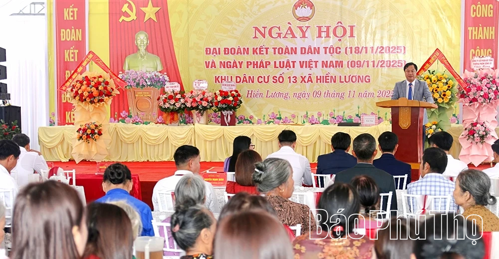 Phó Chủ tịch HĐND tỉnh Nguyễn Trung Kiên dự Ngày hội Đại đoàn kết toàn dân tộc tại khu 13, xã Hiền Lương