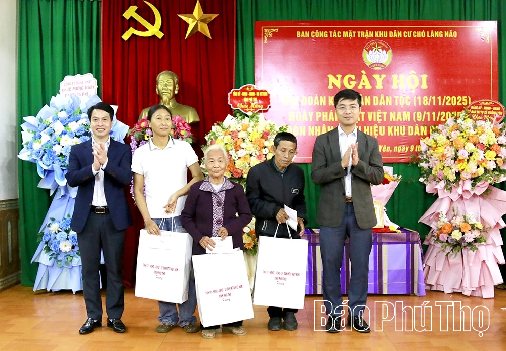 Ngày hội Đại đoàn kết khu dân cư Chò Làng Não, xã Quảng Yên