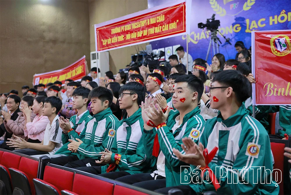 Khát vọng Lạc Hồng: Tiến về phía trước