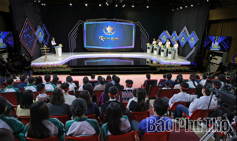 Khát vọng Lạc Hồng: Tiến về phía trước