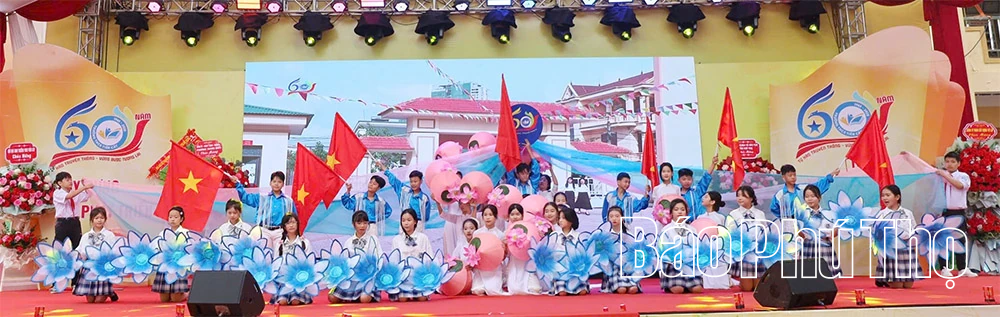 Kỷ niệm 60 năm thành lập Trường THCS Tiên Cát