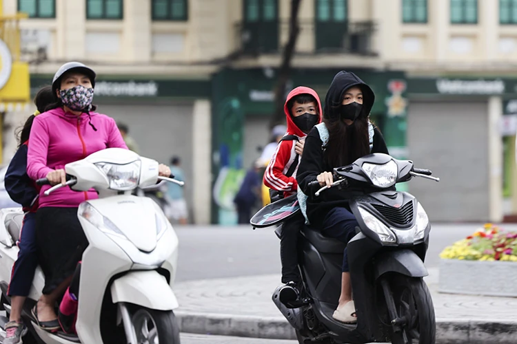 Thời tiết ngày 14/11: Bắc Bộ nắng hanh, đêm rét, biển động, gió mạnh