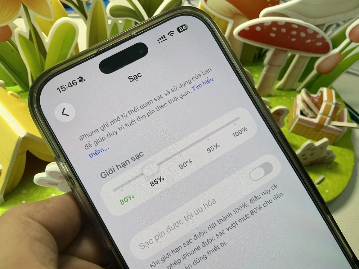 Quy tắc sạc 20-80 cho smartphone có thực sự hiệu quả?