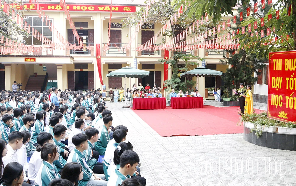 Tuyên truyền, phổ biến giáo dục pháp luật và giao lưu văn nghệ năm 2025