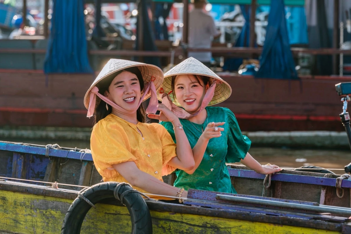 Con Cò Đây - hiện tượng số gắn với hình ảnh bà thím