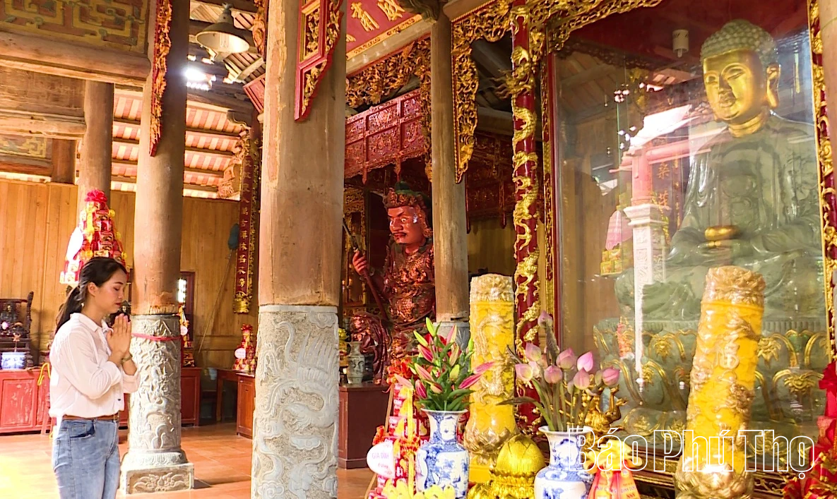 Phật ngọc và lời thì thầm của lòng tin