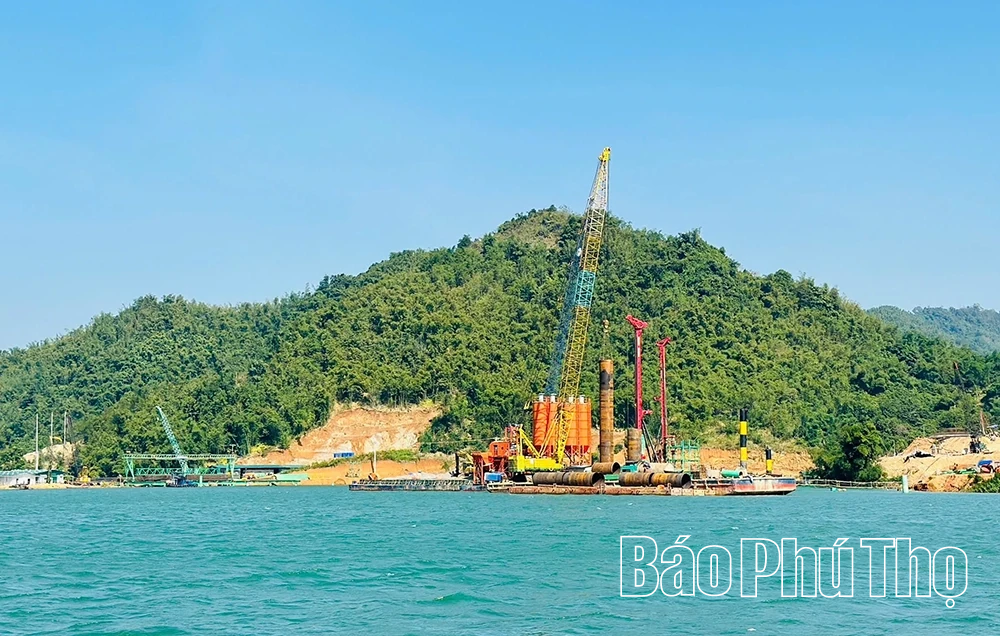 Quyết liệt tháo gỡ khó khăn Dự án cao tốc Hòa Bình - Mộc Châu