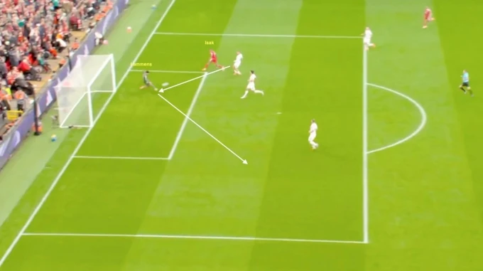 Lammens đang cải thiện hàng thủ Man Utd thế nào