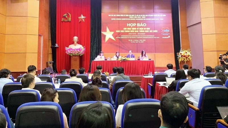 Phản bác ảo vọng ngông cuồng của những kẻ “lật sử”