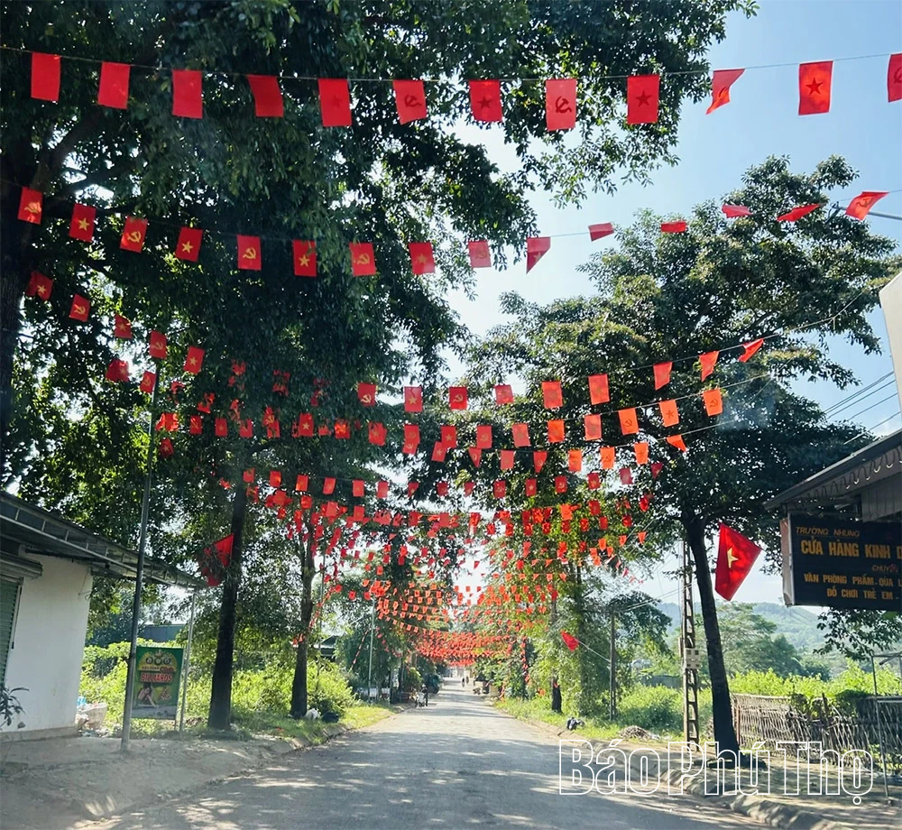 Phát huy vai trò cán bộ, đảng viên