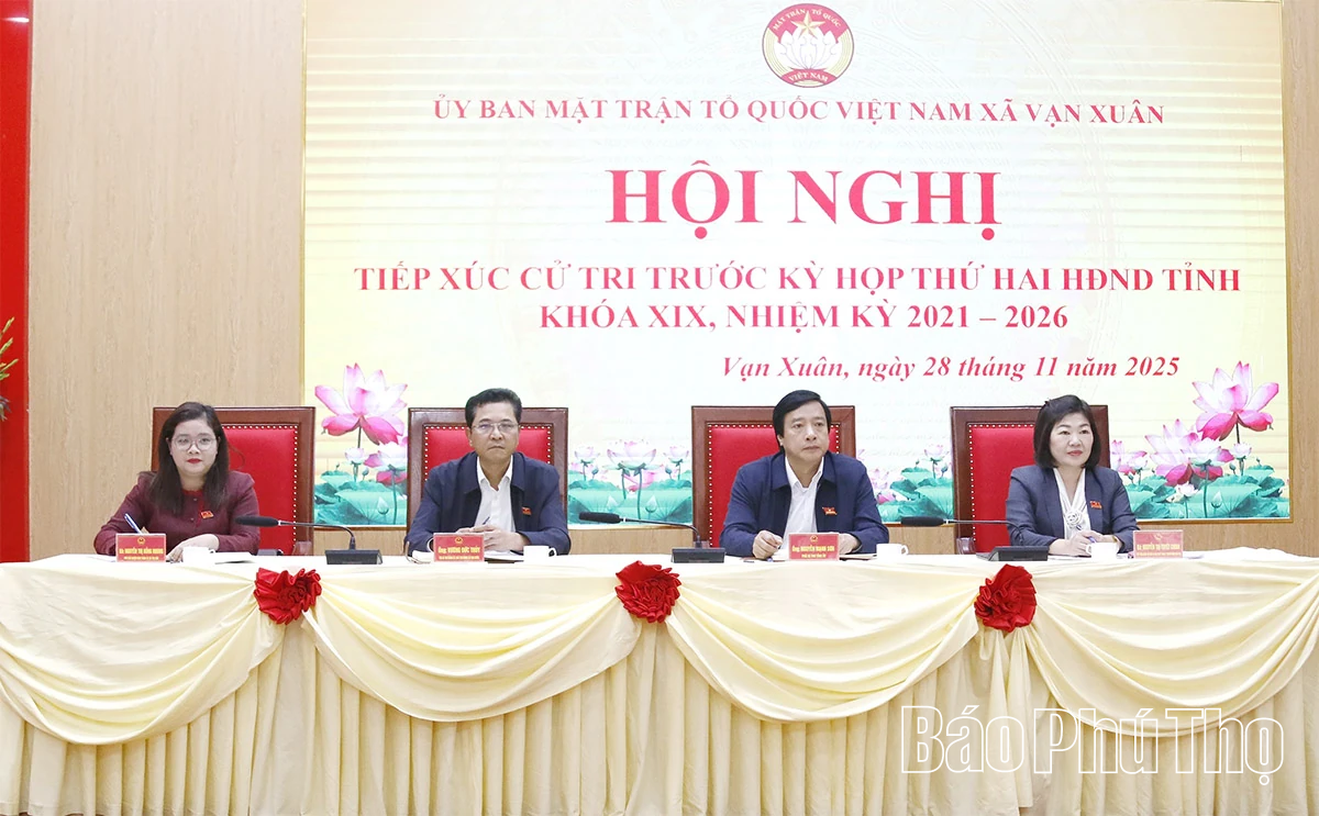Tiếp xúc cử tri trước Kỳ họp thứ Hai, HĐND tỉnh tại cụm Tam Nông - Thanh Thủy